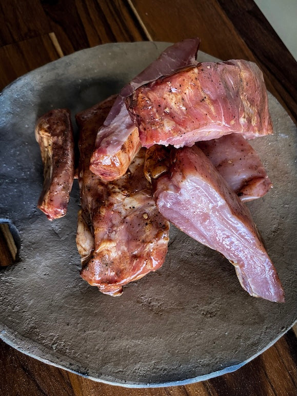 Costilla de cerdo ahumada en trozos